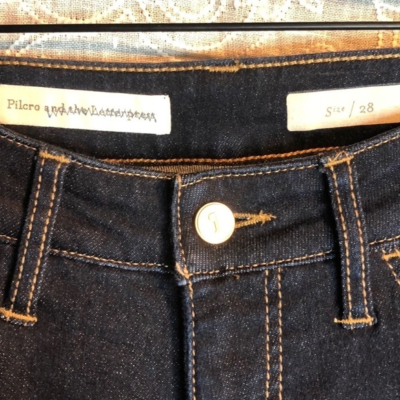 Anthro Pilcro Dark Wash Skinny Jeans w/Gold Button - Picture 8 of 9